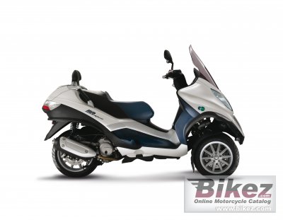2010 Piaggio Mp3 Hybrid 125 photo